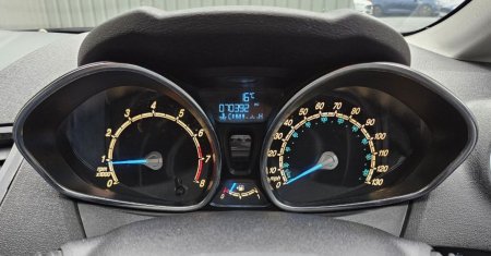 2014 Ford Fiesta - photo 18