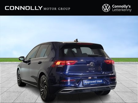 2023 Volkswagen Golf - photo 2