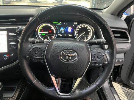 2021 Toyota Camry - photo 9