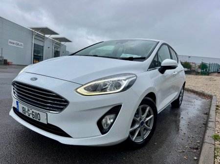 2018 Ford Fiesta - photo 2