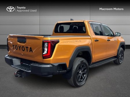 0 Toyota Hilux - photo 2