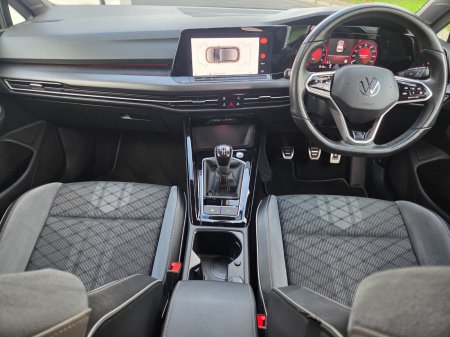 2024 Volkswagen Golf - photo 15