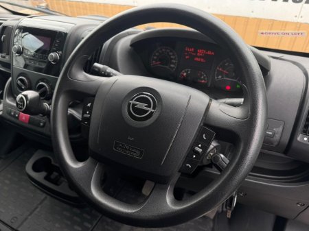 2022 Opel Movano - photo 12