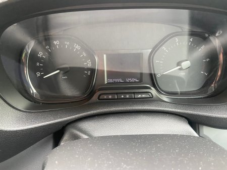 2022 Opel Vivaro - photo 10