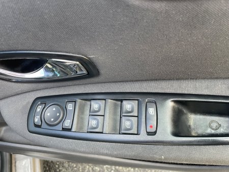 2016 Renault Scenic - photo 19