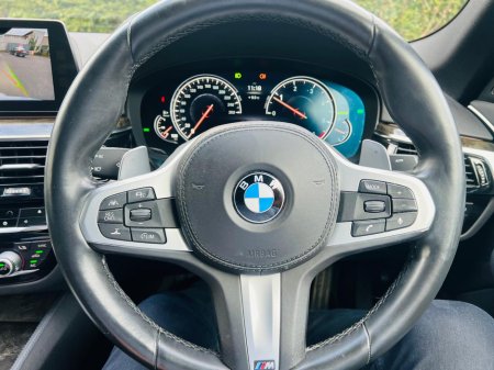 2018 BMW 5-Series - photo 6