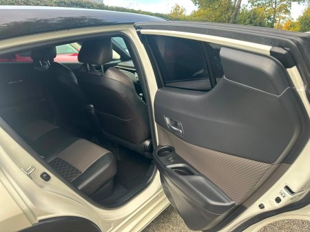 2020 Toyota C-HR - photo 17