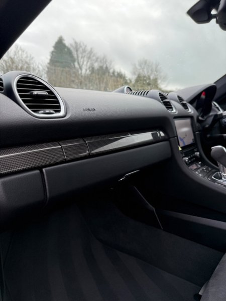 2018 Porsche 718 - photo 30