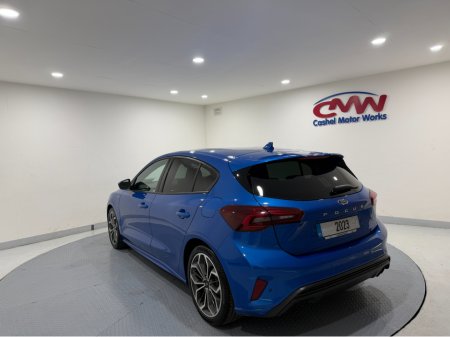 2023 Ford Focus - photo 5