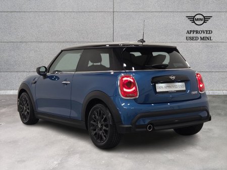 2022 Mini Cooper - photo 2