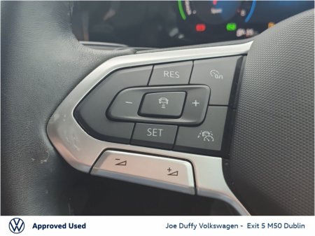 2024 Volkswagen Golf - photo 25