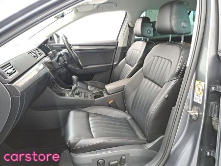 2022 Skoda Superb - photo 12
