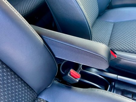 2017 Toyota Aqua - photo 15
