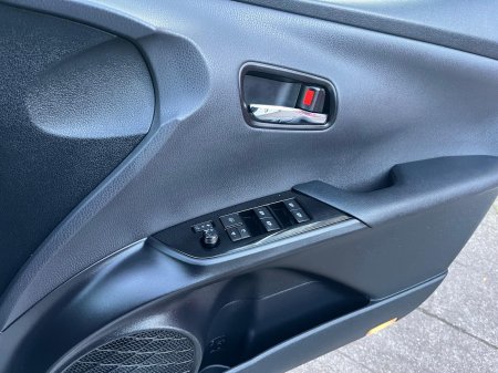 2017 Toyota Prius - photo 23