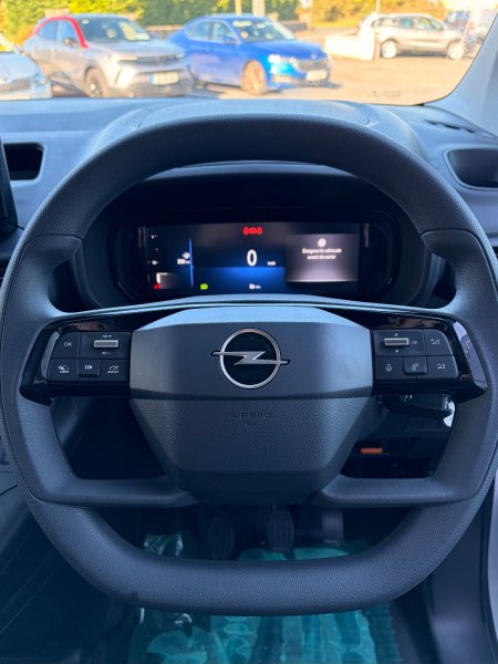 2027 Opel Combo - photo 12