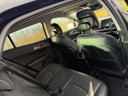 2024 Kia Sportage - photo 8