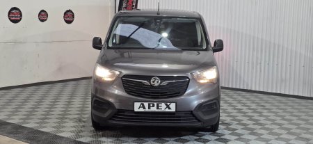 2022 Vauxhall Combo - photo 7