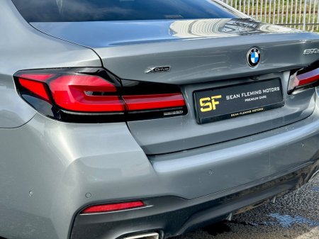 2023 BMW 5-Series - photo 7