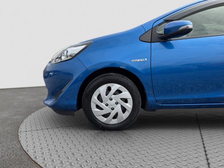 2018 Toyota Aqua - photo 19