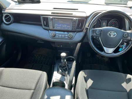 2016 Toyota RAV4 - photo 12