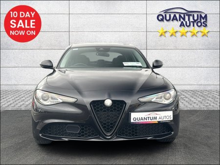 2017 Alfa Romeo Giulia - photo 2