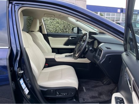 2022 Lexus RX450H - photo 13