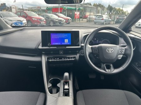 2025 Toyota C-HR - photo 8