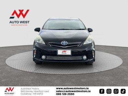 2013 Toyota Prius - photo 2