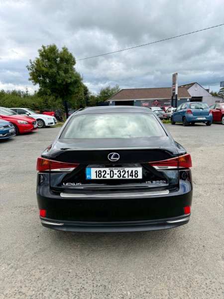 2018 Lexus IS - photo 7