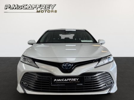 2020 Toyota Camry - photo 2
