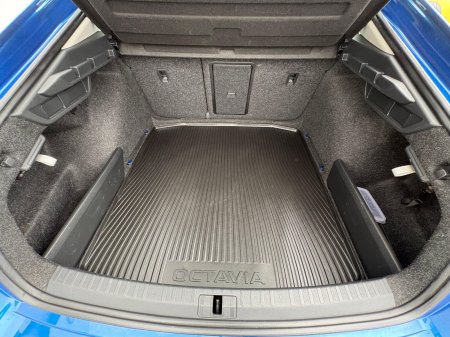 2021 Skoda Octavia - photo 4