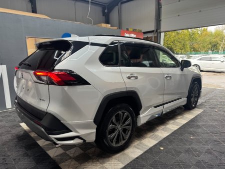 2025 Toyota RAV4 - photo 3