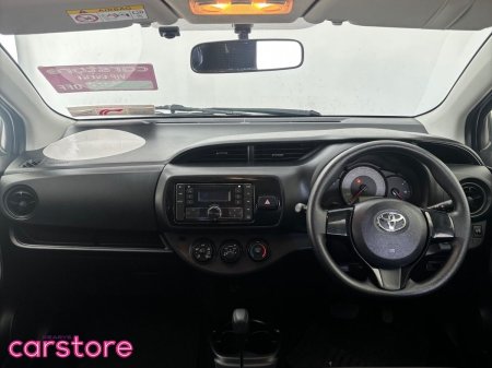 2019 Toyota Vitz - photo 11