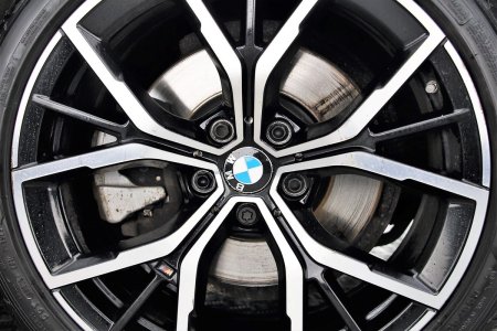2023 BMW 5-Series - photo 28