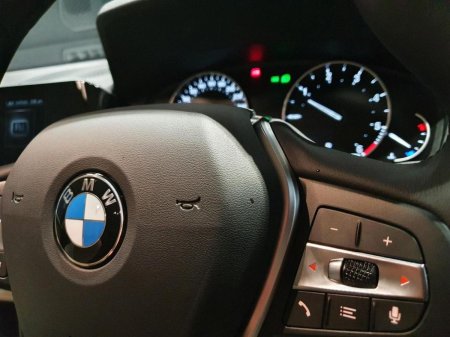 2021 BMW 3-Series - photo 18