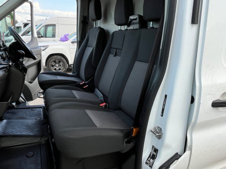 2022 Ford Transit - photo 10
