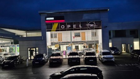 2023 Opel Corsa SRI 1.2i (75PS) S/S 5 Speed