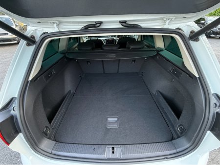 2018 Volkswagen Passat - photo 11