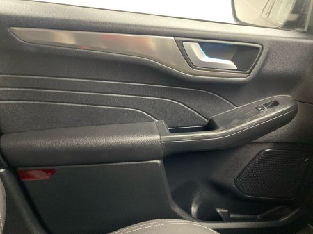 2022 Ford Kuga - photo 11