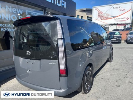 2027 Hyundai Staria - photo 4