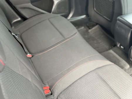 2018 Ford Focus - photo 21