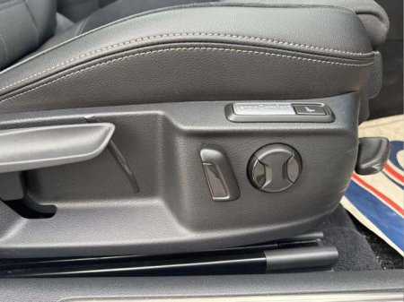 2019 Volkswagen Passat - photo 9