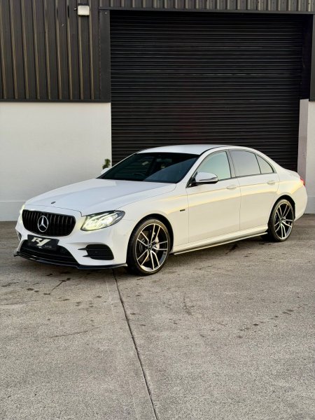 2020 Mercedes-Benz 300