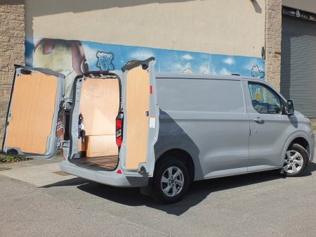 2024 Ford Transit Custom - photo 2