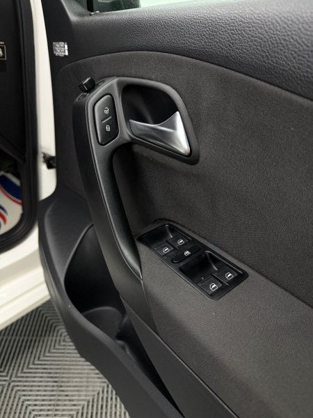 2012 Volkswagen Polo - photo 13