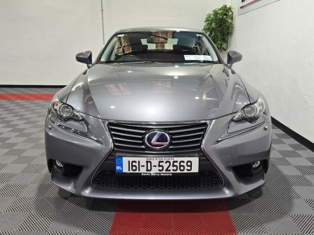 2016 Lexus IS - photo 2