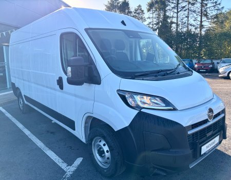 2027 Opel Movano - photo 2