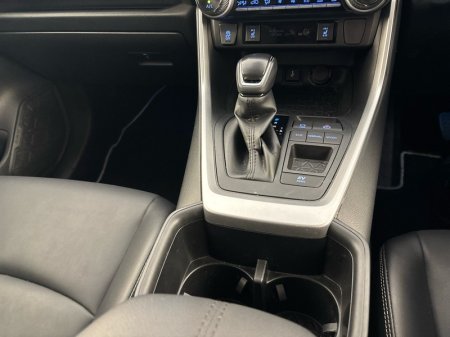 2022 Toyota RAV4 - photo 16