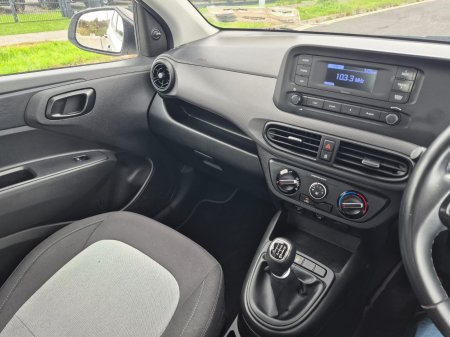 2022 Hyundai i10 - photo 7