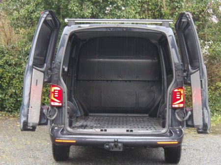 2020 Volkswagen Transporter - photo 24